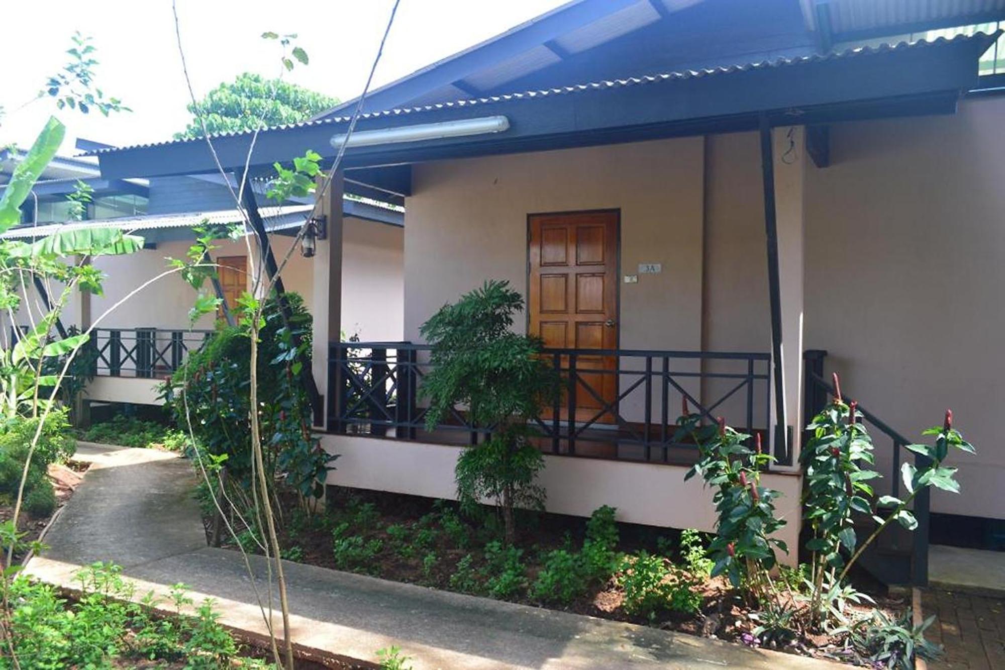 Be Fine Sabuy Hotel&Resort Surat Thani Exterior foto